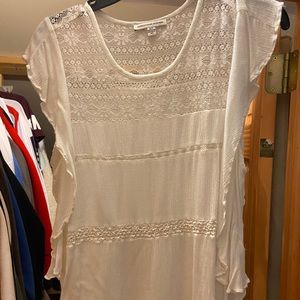 American Eagle shirt sleeve blouse